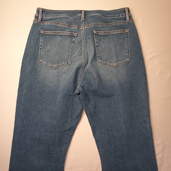 Loft Jeans Size 32/14 The Curvy Kick Crop High Rise Medium Wash - Picture 3 of 10